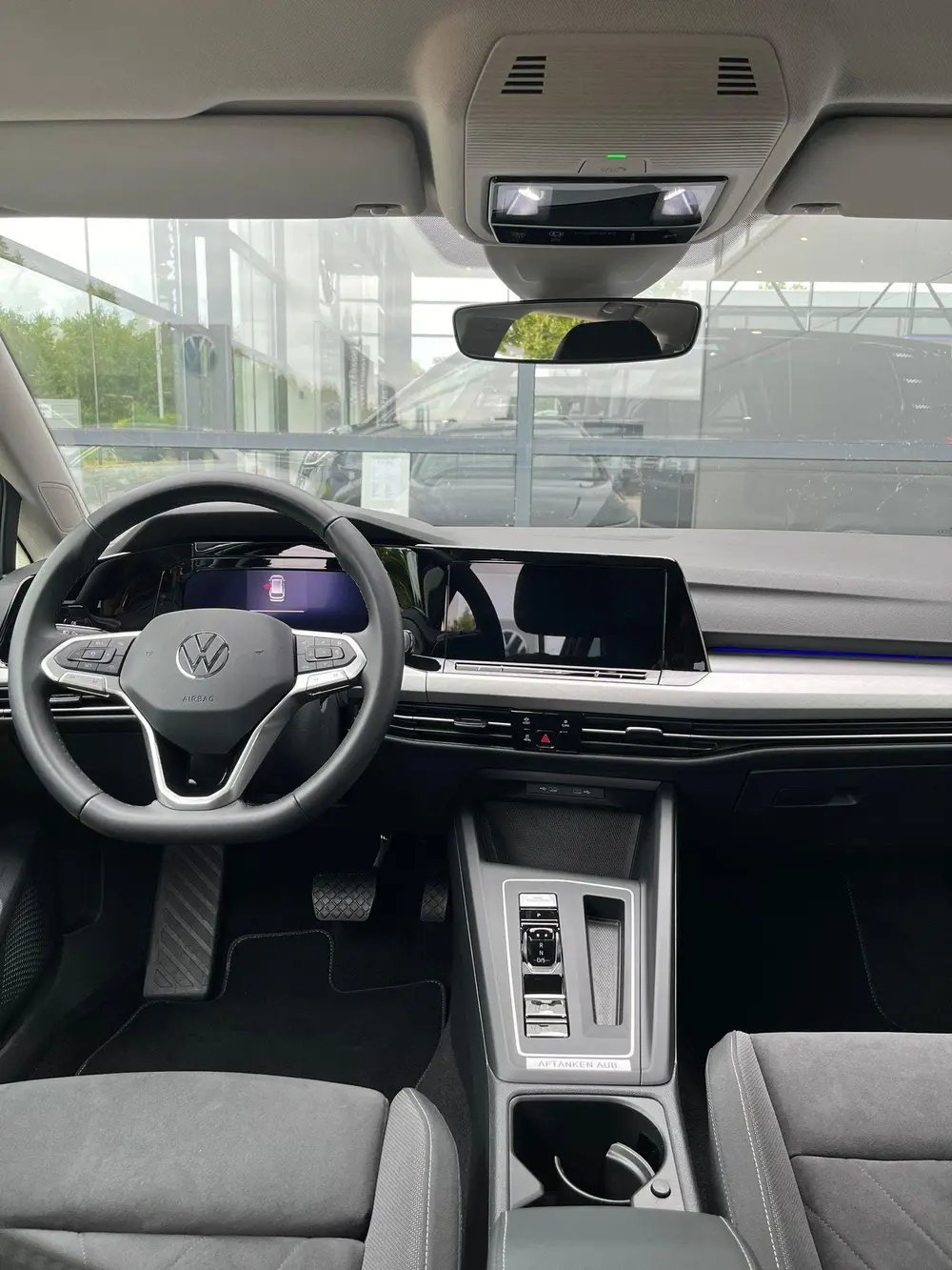 Volkswagen Golf Variant 1.0 eTSI Life Business | Parkeersens uit 2023, foto 9