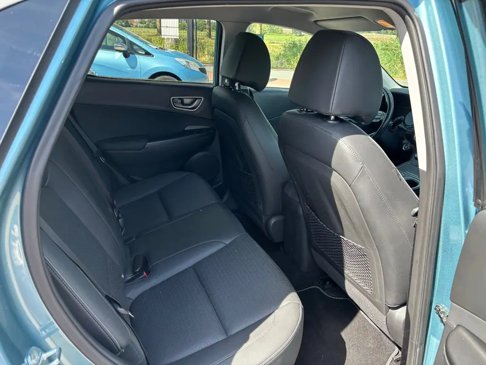 Hyundai Kona EV Premium 64 kWh uit 2019, foto 12
