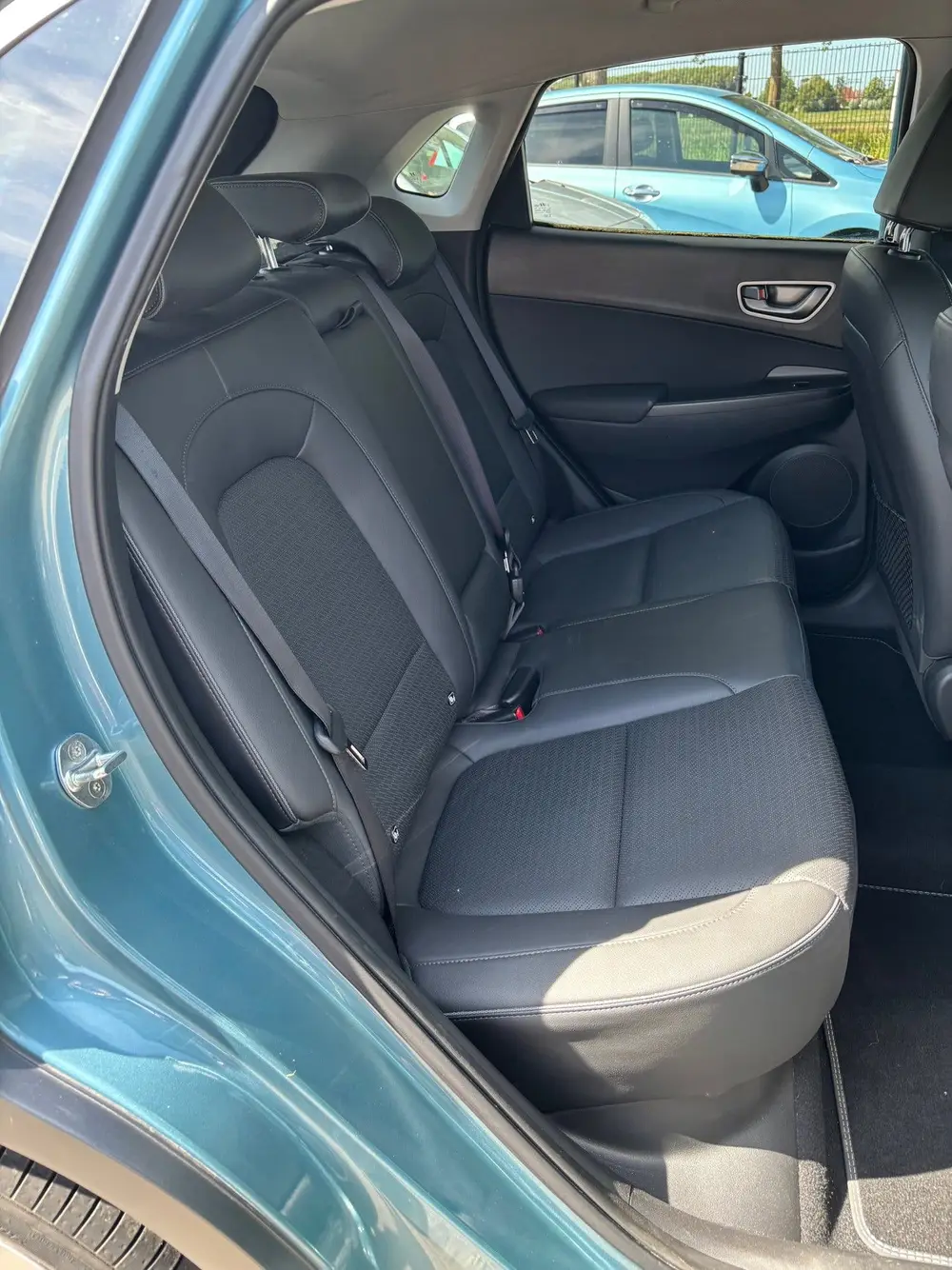 Hyundai Kona EV Premium 64 kWh uit 2019, foto 13