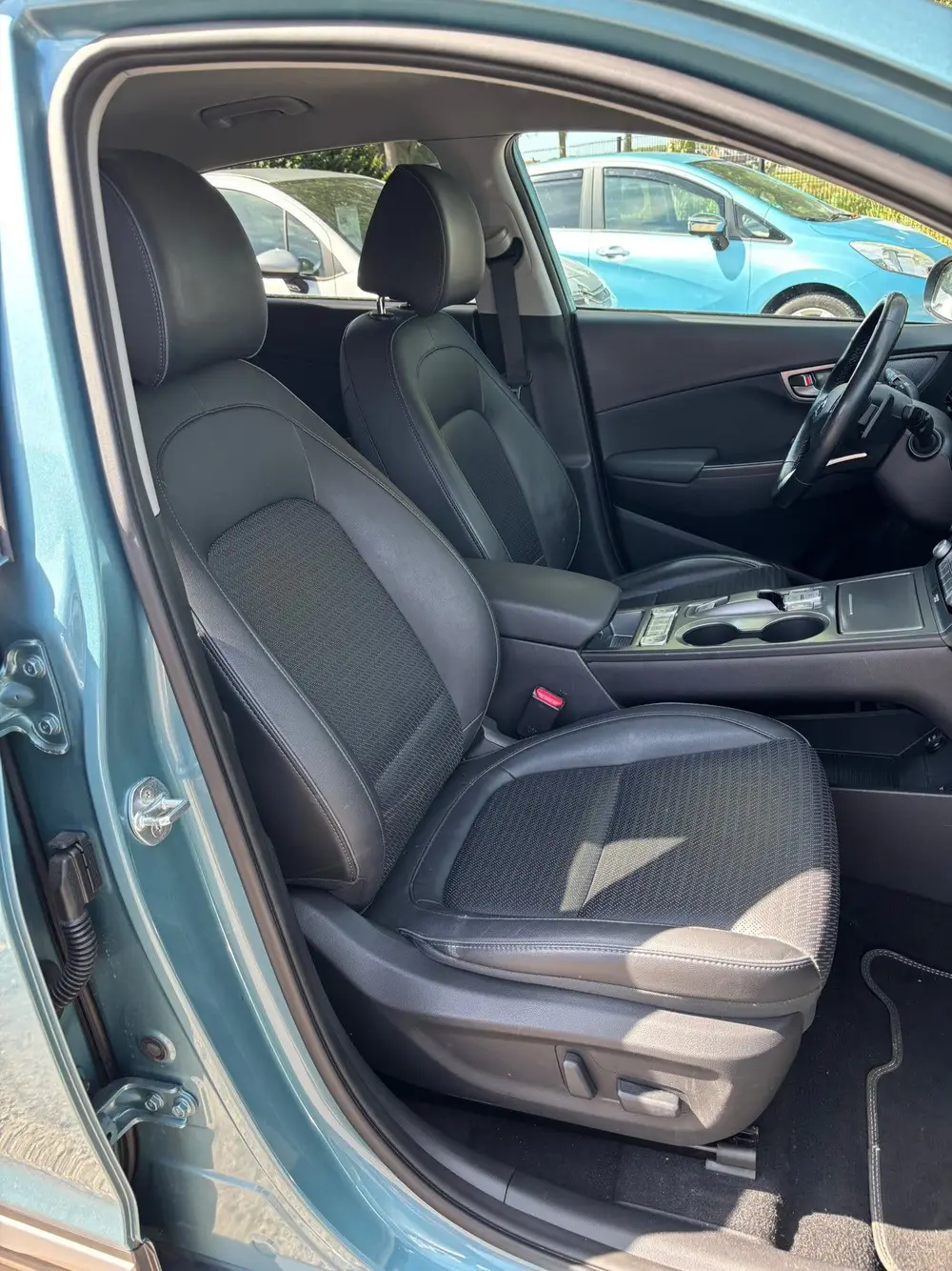 Hyundai Kona EV Premium 64 kWh uit 2019, foto 16
