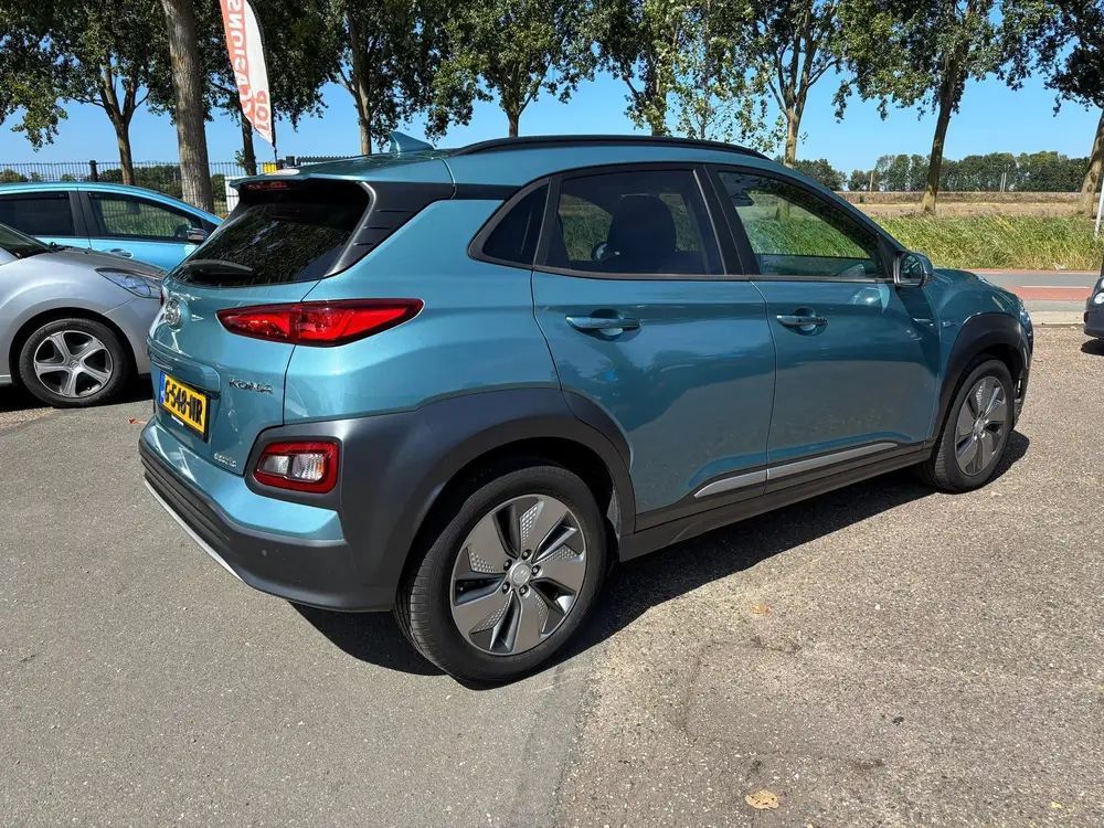 Hyundai Kona EV Premium 64 kWh uit 2019, foto 4