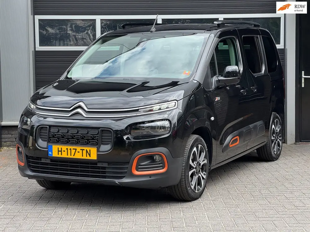 Citroën Berlingo Citroen Berlingo 1.2 PureTech Shine Automa uit 2019