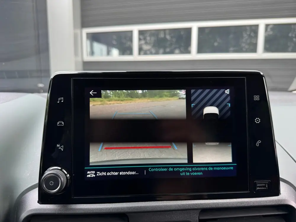 Citroën Berlingo Citroen Berlingo 1.2 PureTech Shine Automa uit 2019, foto 17