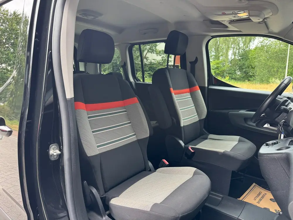 Citroën Berlingo Citroen Berlingo 1.2 PureTech Shine Automa uit 2019, foto 7