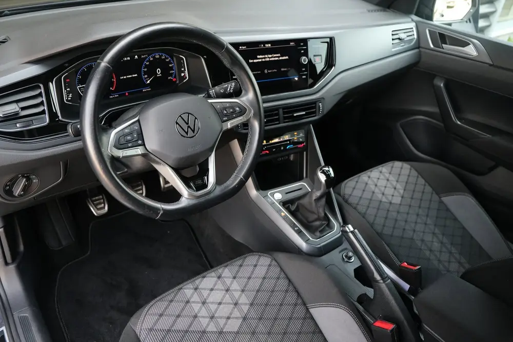 Volkswagen Polo 1.0 TSI 2x R-Line Facelift IQ Led Matrix Cam uit 2022, foto 3