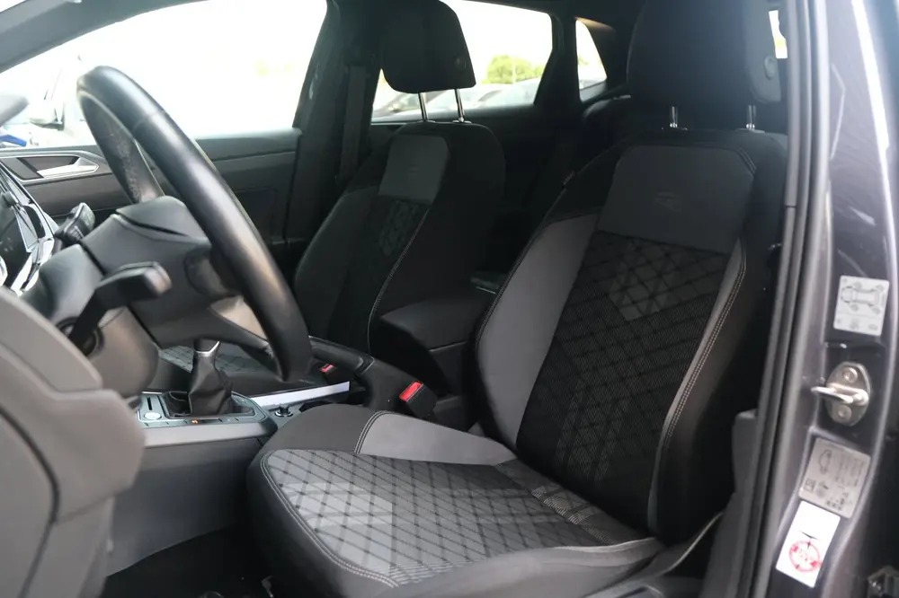 Volkswagen Polo 1.0 TSI 2x R-Line Facelift IQ Led Matrix Cam uit 2022, foto 4