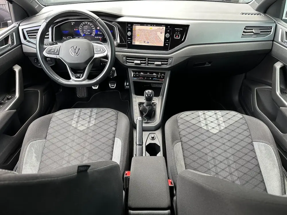 Volkswagen Polo 1.0 TSI 95pk R-Line | 17 inch | Navi | Adapt uit 2024, foto 12