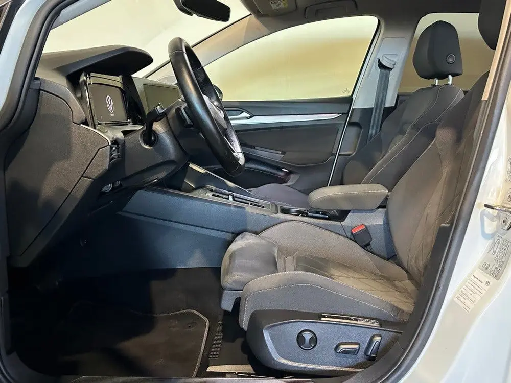 Volkswagen GOLF 1.0 ETSI LIFE BNS l NAP l CAMERA l SFEERVERL uit 2021, foto 13