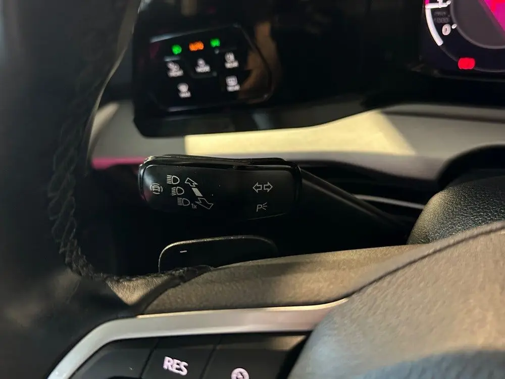 Volkswagen GOLF 1.0 ETSI LIFE BNS l NAP l CAMERA l SFEERVERL uit 2021, foto 20