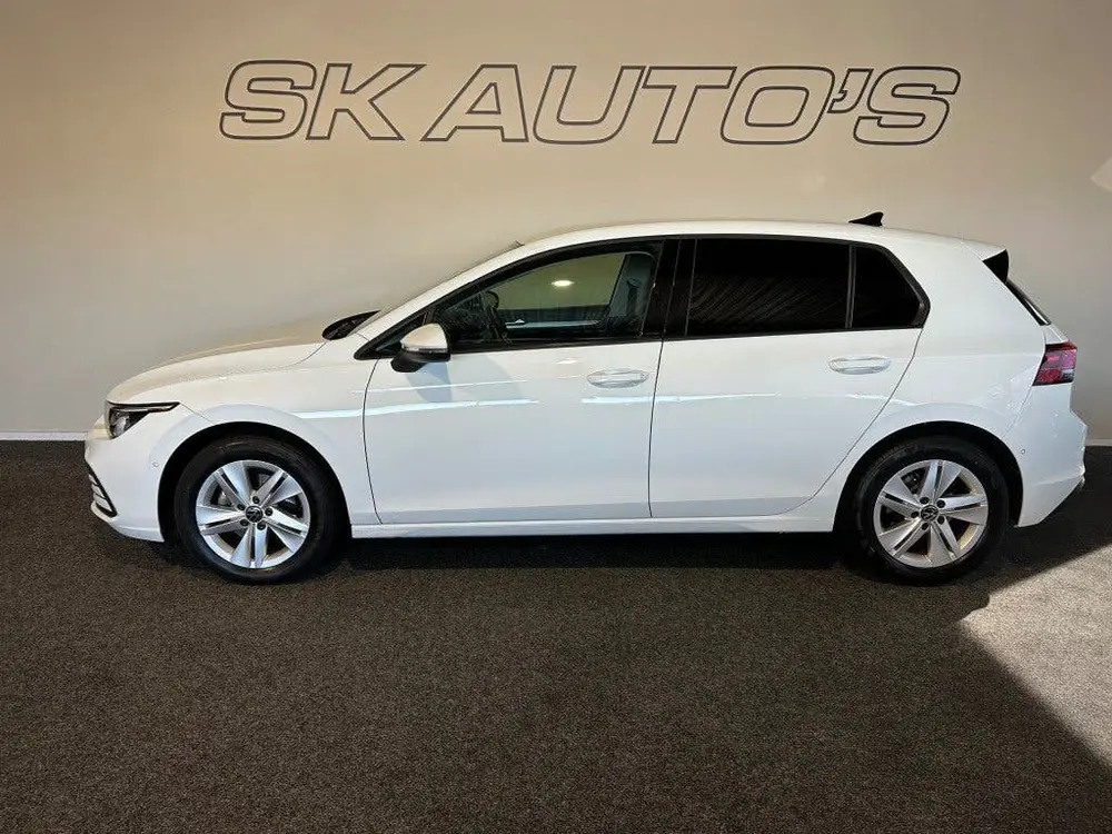 Volkswagen GOLF 1.0 ETSI LIFE BNS l NAP l CAMERA l SFEERVERL uit 2021, foto 5