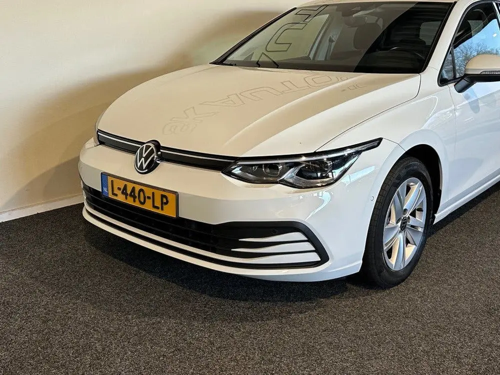 Volkswagen GOLF 1.0 ETSI LIFE BNS l NAP l CAMERA l SFEERVERL uit 2021, foto 7