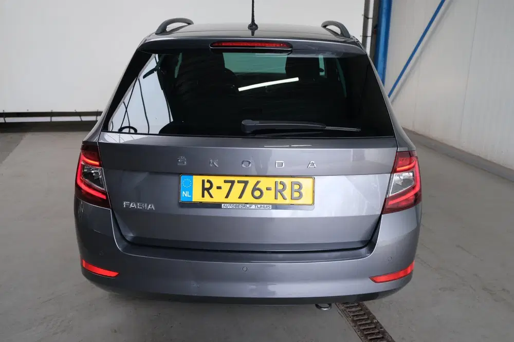 Skoda Fabia 1.0 TSI Ambition uit 2022, foto 6