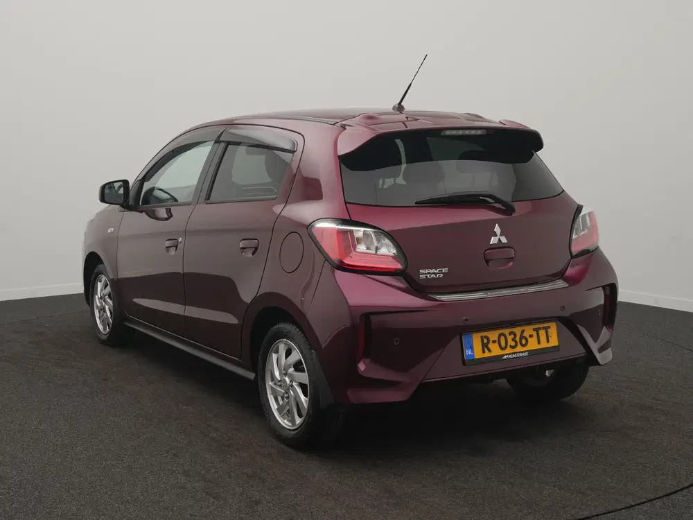 Mitsubishi Space Star 1.2 Dynamic uit 2022, foto 3