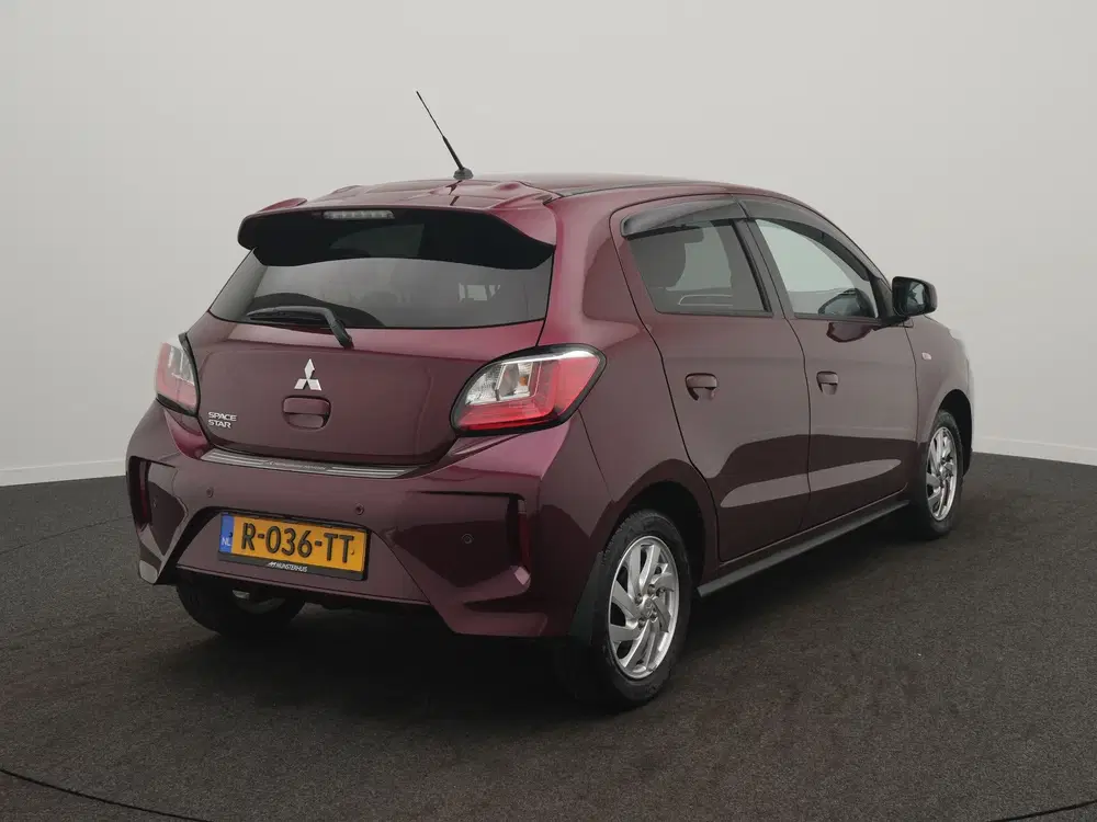 Mitsubishi Space Star 1.2 Dynamic uit 2022, foto 4