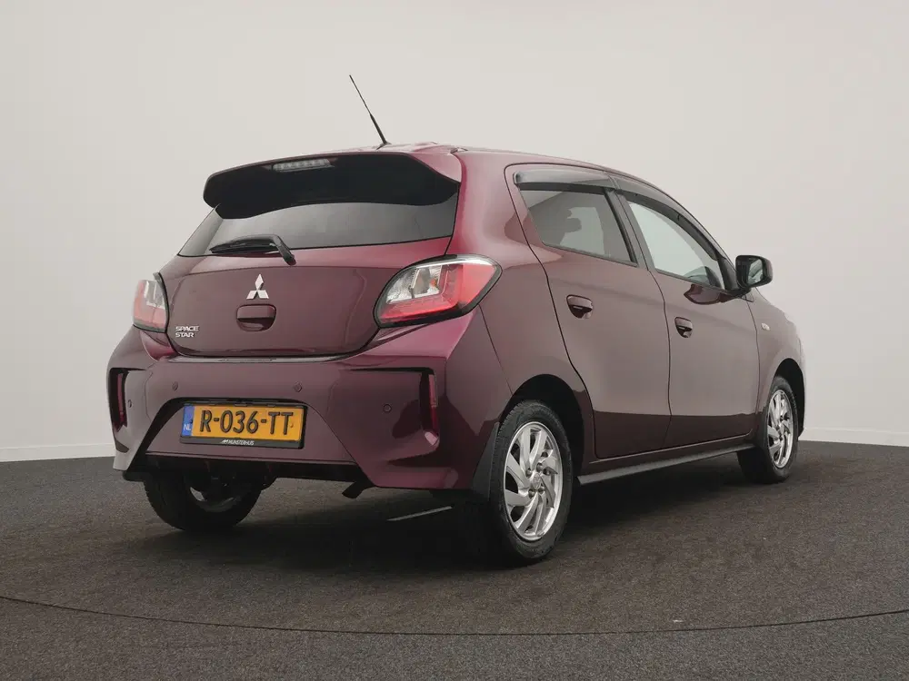 Mitsubishi Space Star 1.2 Dynamic uit 2022, foto 6