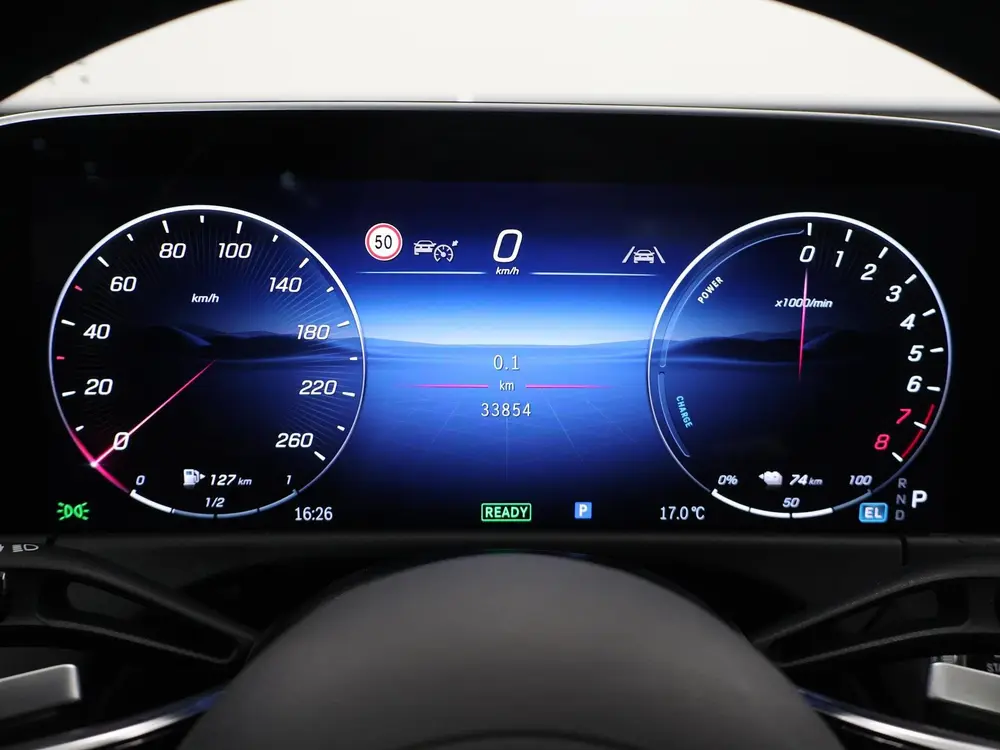 Mercedes-Benz E-Klasse 300 e Luxury Line uit 2024, foto 12