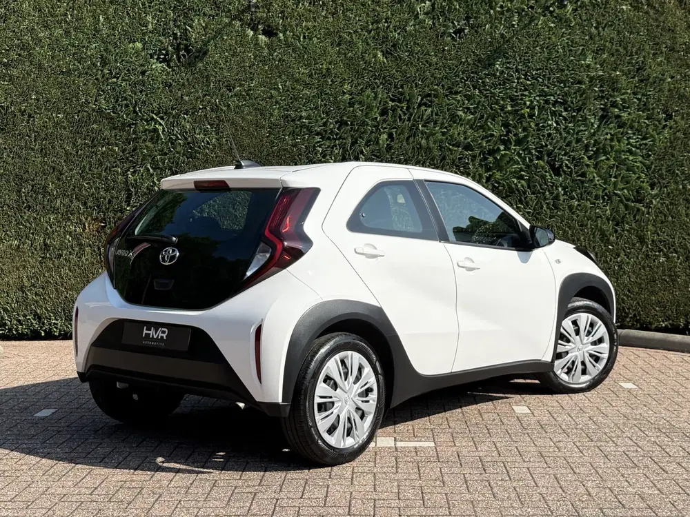 Toyota Aygo X 1.0 VVT-i MT Play uit 2024, foto 5