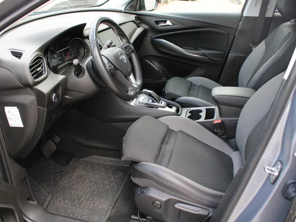 Opel Grandland X 1.6 Turbo Hybrid Business Elegance uit 2021, foto 2