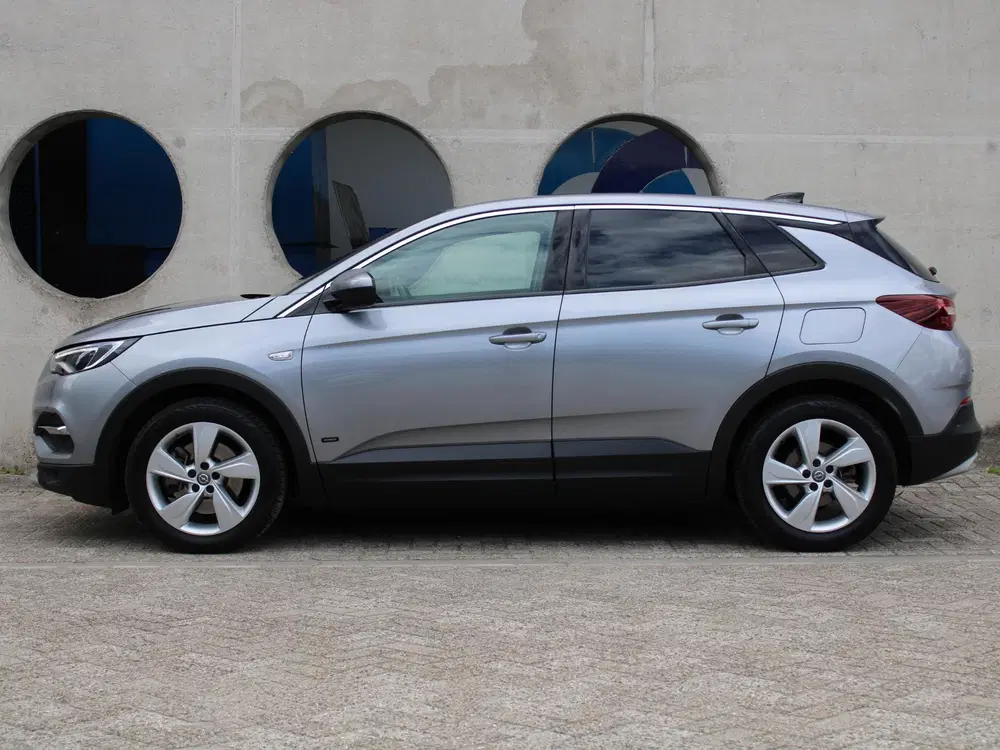 Opel Grandland X 1.6 Turbo Hybrid Business Elegance uit 2021, foto 3