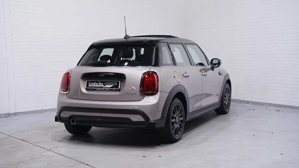 Mini Cooper 1.5 Cooper Business Edition 2e Eig. NAP Cl uit 2022, foto 10