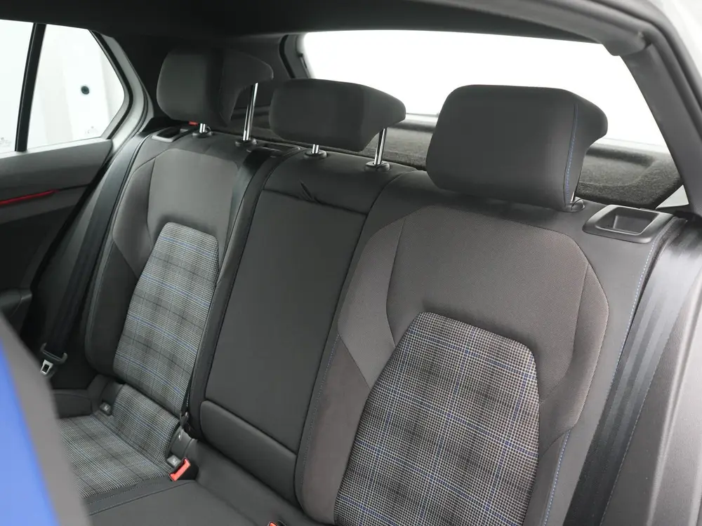 Volkswagen Golf 1.4 eHybrid GTE - RIJKLAARPRIJS - All Season uit 2021, foto 15