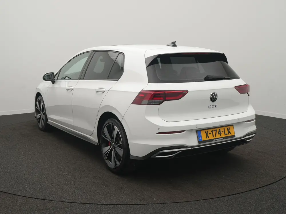 Volkswagen Golf 1.4 eHybrid GTE - RIJKLAARPRIJS - All Season uit 2021, foto 3