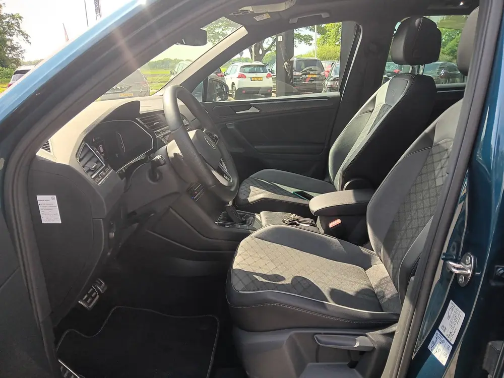 Volkswagen Tiguan 1.5 TSI R-Line 3x Business+|PANO|TREKH|ADA uit 2021, foto 11
