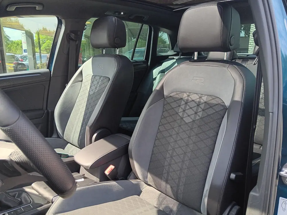 Volkswagen Tiguan 1.5 TSI R-Line 3x Business+|PANO|TREKH|ADA uit 2021, foto 12
