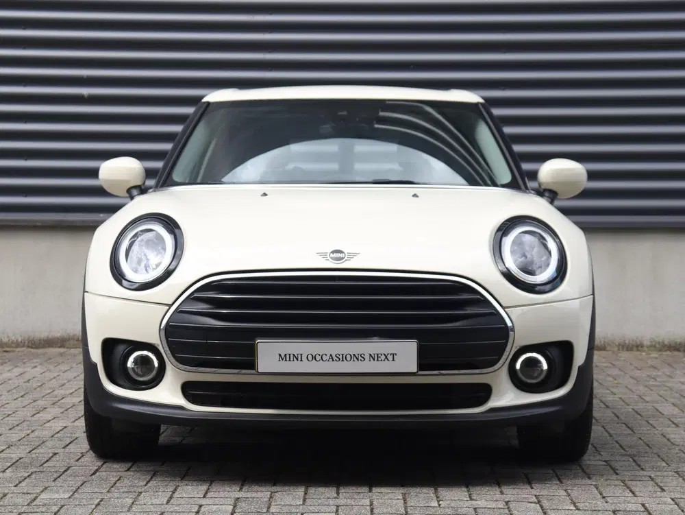 Mini Clubman One uit 2022, foto 3