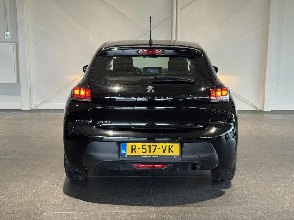 Peugeot 208 1.2 PureTech Active uit 2023, foto 6