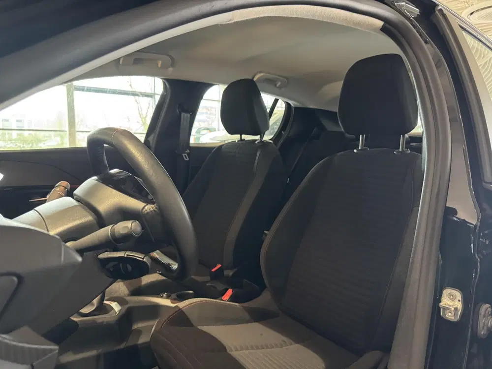 Peugeot 208 1.2 PureTech Active uit 2023, foto 9
