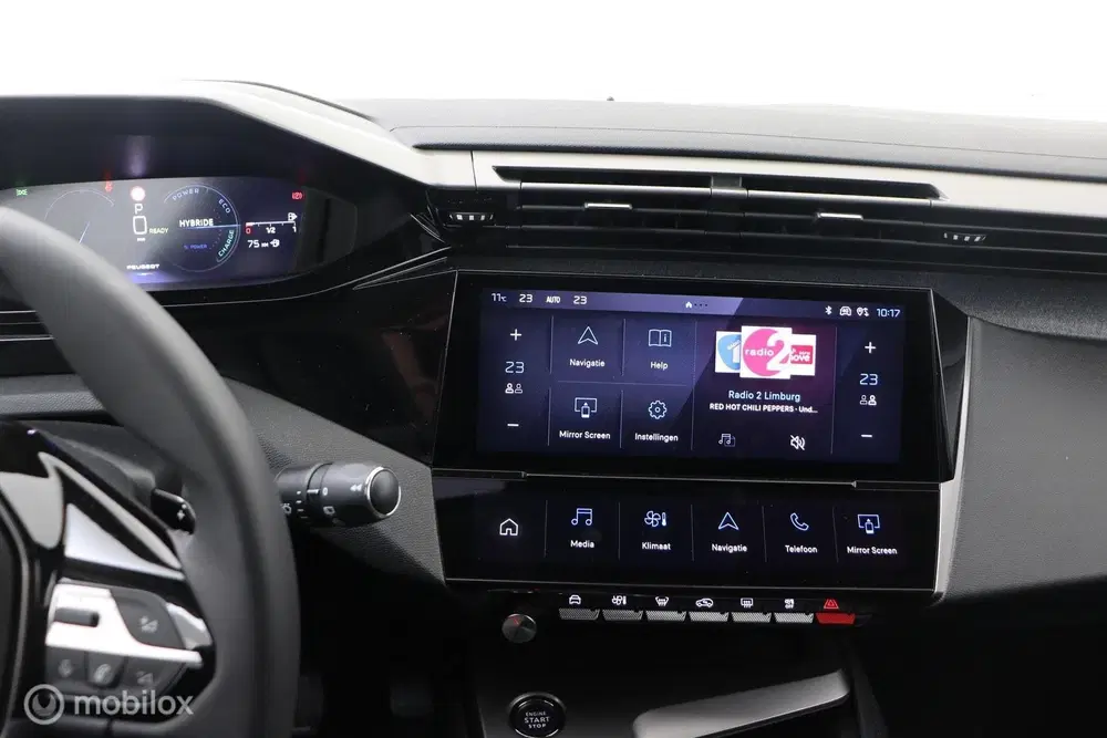 Peugeot 308 1.6 Plug-in Hybrid 195 Allure uit 2026, foto 6