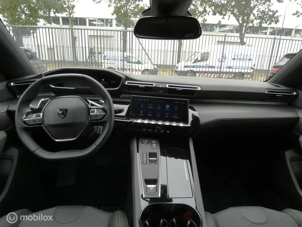 Peugeot 508 1.6 HYbrid 180 e-EAT8 Allure Avantage uit 2025, foto 8