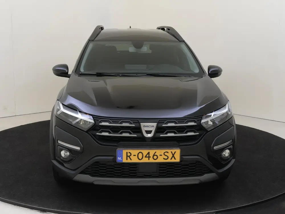 Dacia Jogger 1.0 TCe 110 Extreme 5p. uit 2022, foto 2
