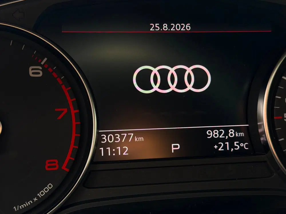 Audi A4 35 TFSI S edition uit 2021, foto 11