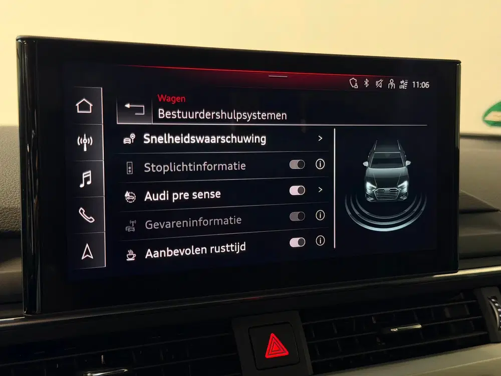 Audi A4 35 TFSI S edition uit 2021, foto 12