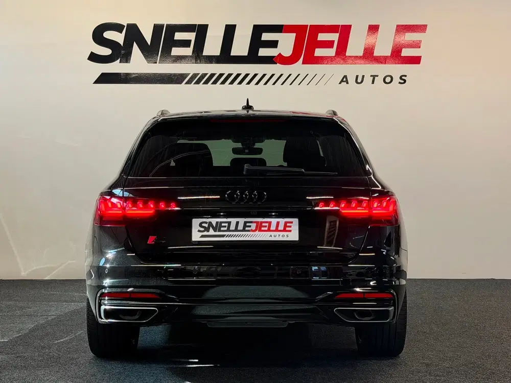 Audi A4 35 TFSI S edition uit 2021, foto 4