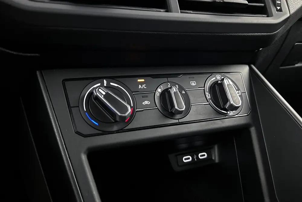 Volkswagen Polo 1.0 | LED-koplampen | Cruise control | Virtu uit 2024, foto 20