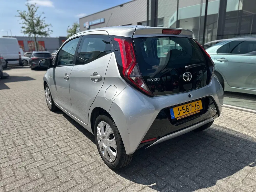 Toyota Aygo 1.0 VVT-i AUTOMAAT x-shift 5D x-play 1e ei uit 2020, foto 9