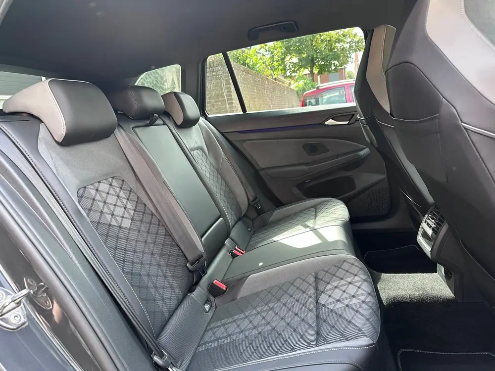 Volkswagen Golf Variant 2.0 TDI Business R-Line CLIMA / ACC uit 2022, foto 14
