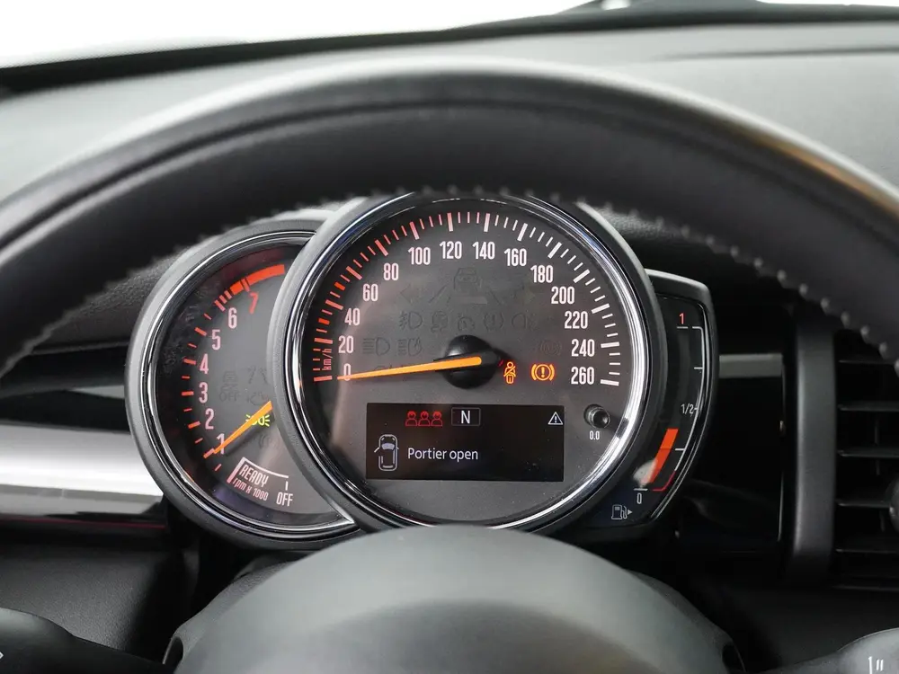 Mini 5-Deurs Cooper Pepper | Cruise | PDC | Comforttoegang | uit 2019, foto 3