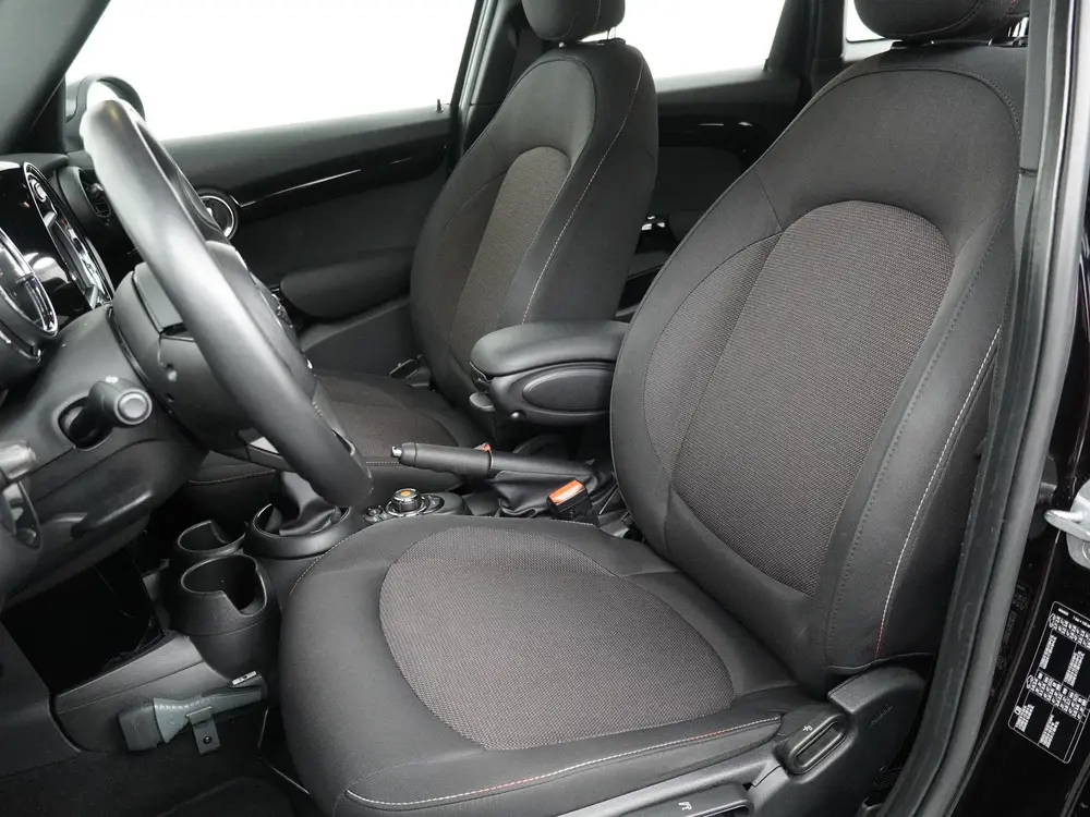 Mini 5-Deurs Cooper Pepper | Cruise | PDC | Comforttoegang | uit 2019, foto 4