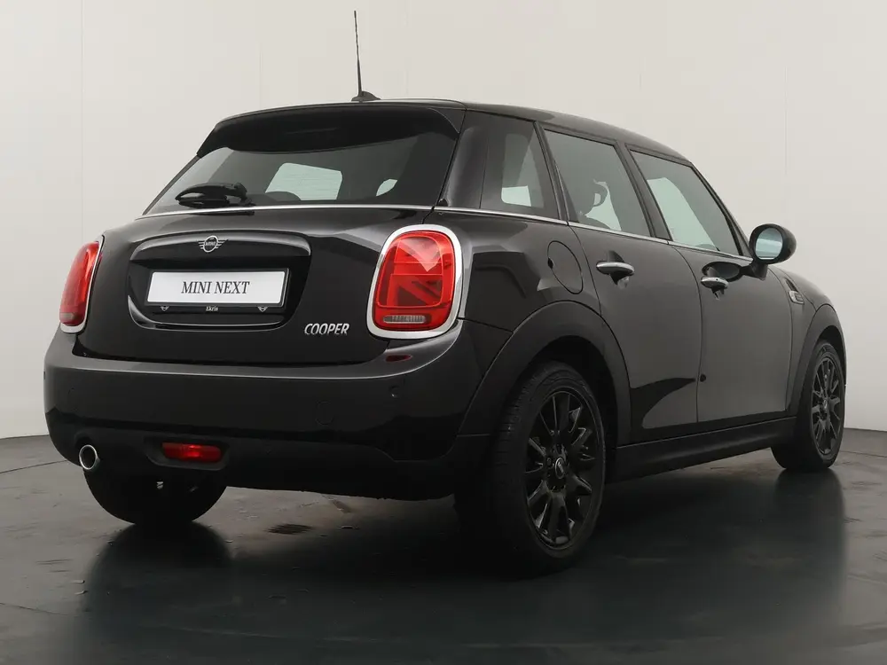 Mini 5-Deurs Cooper Pepper | Cruise | PDC | Comforttoegang | uit 2019, foto 9