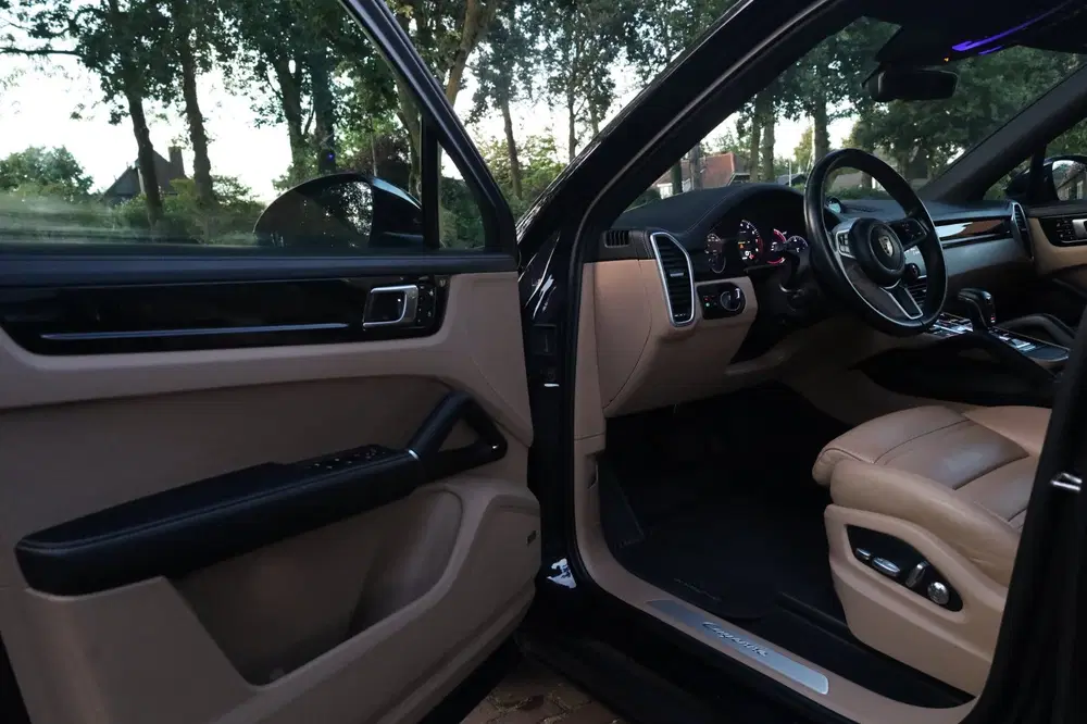 Porsche Cayenne Cayenne Coupé 3.0 E-Hybrid Aut. uit 2021, foto 19