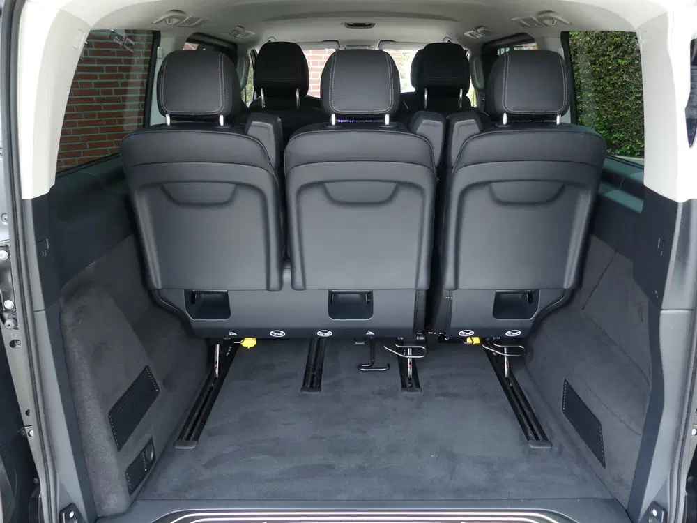 Mercedes-Benz EQV 300 L2 90 kWh AMG Luchtvering 7 Persoons E uit 2025, foto 7