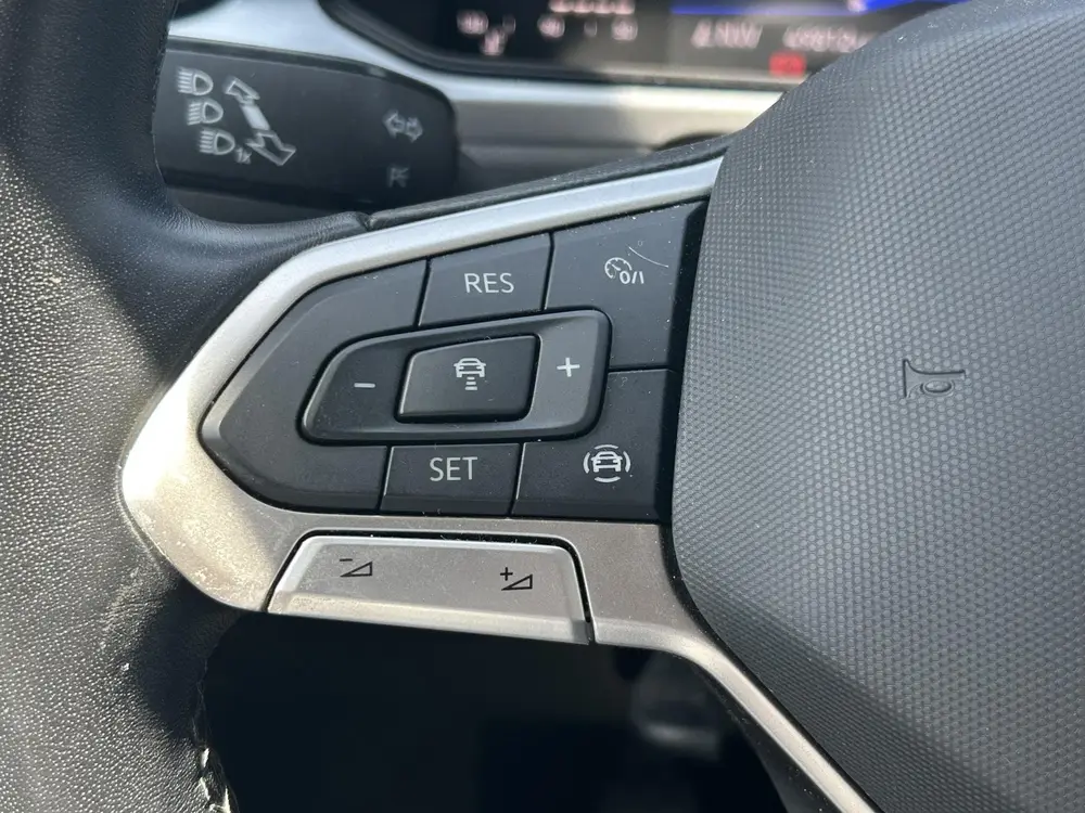 Volkswagen T-Roc 1.0 TSI Life Business | Digital Cockpit | A uit 2023, foto 19