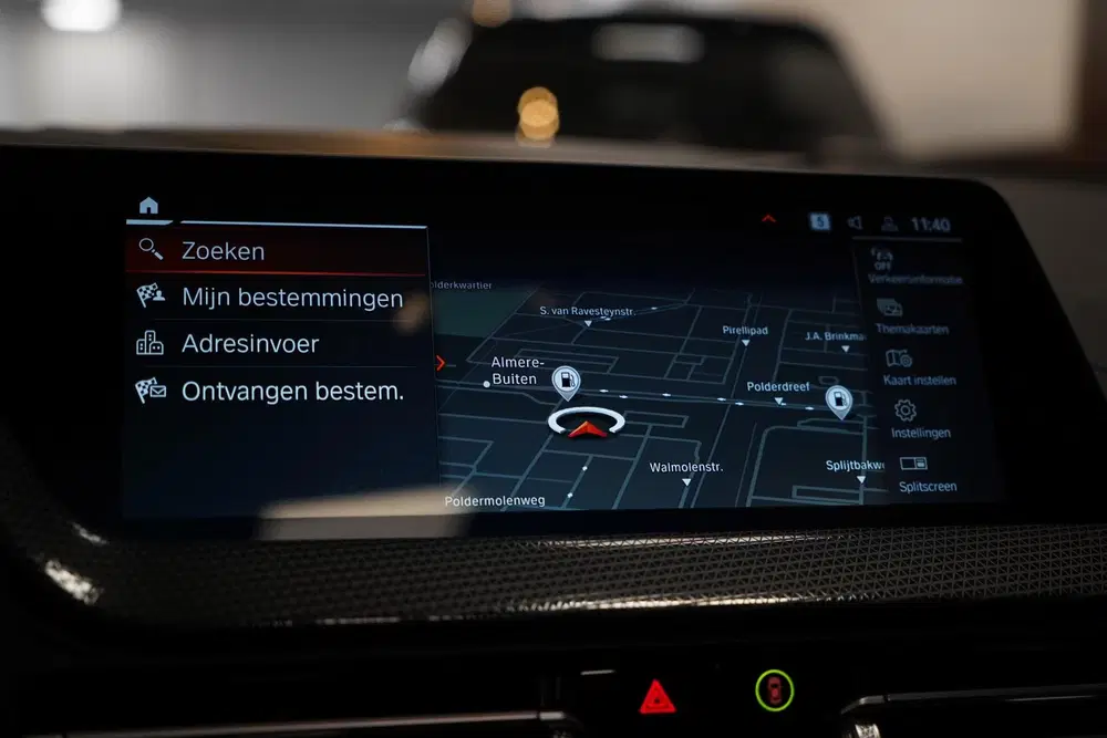 BMW 1-serie 120i M-Sport Pano uit 2024, foto 17