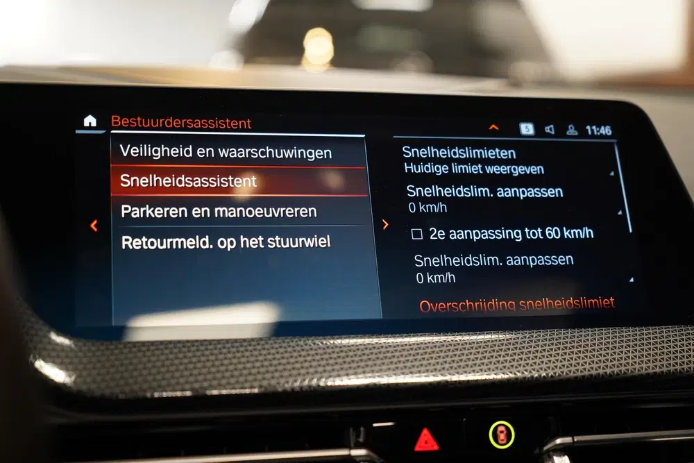 BMW 1-serie 120i M-Sport Pano uit 2024, foto 19