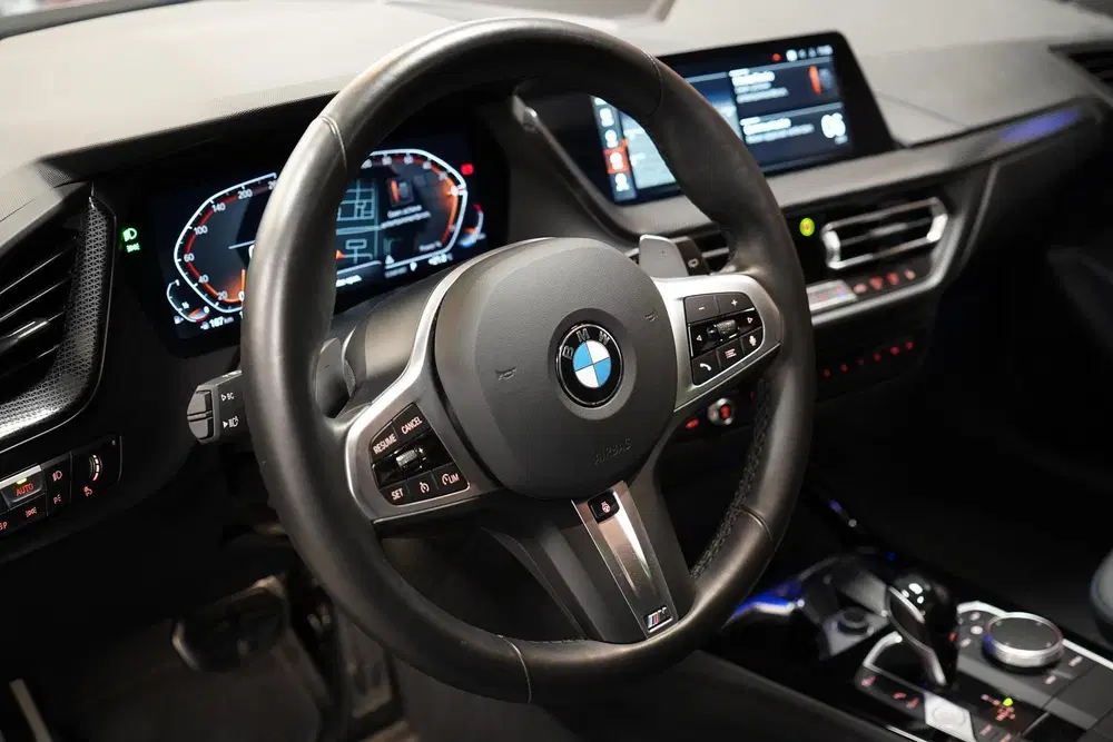BMW 1-serie 120i M-Sport Pano uit 2024, foto 6