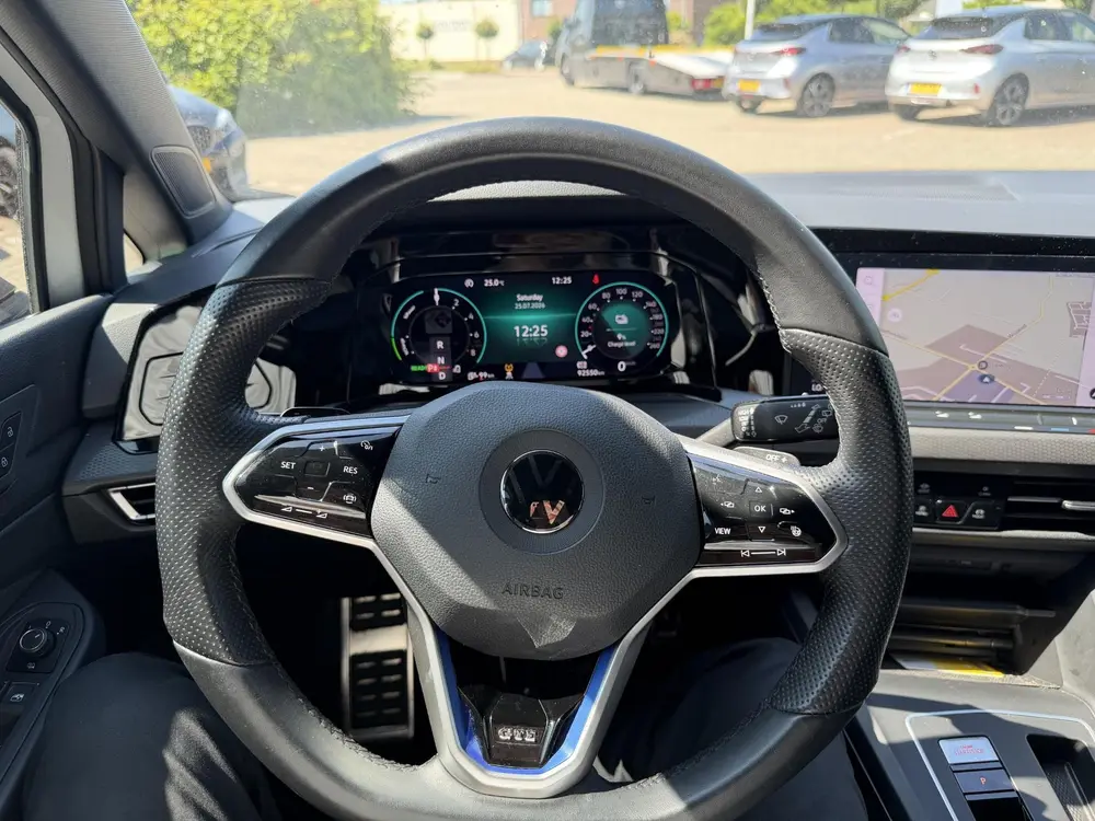 Volkswagen Golf 1.4 eHybrid GTE ACHTERUIT RIJ CAMERA | NAVIG uit 2021, foto 18